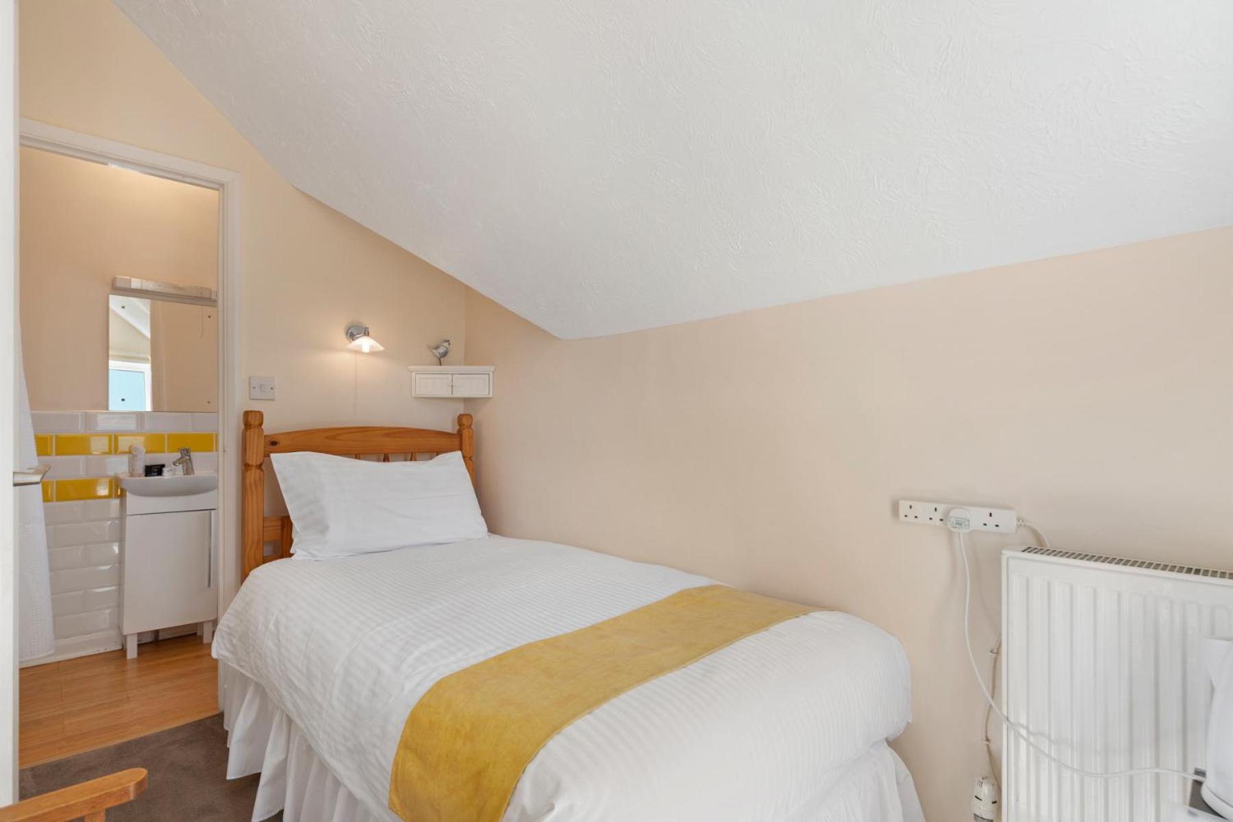 แองเคอร์ เกสท์เฮาส์ Bed & Breakfast ฮาเวอร์ฟอร์ดเวสต์ ห้อง รูปภาพ